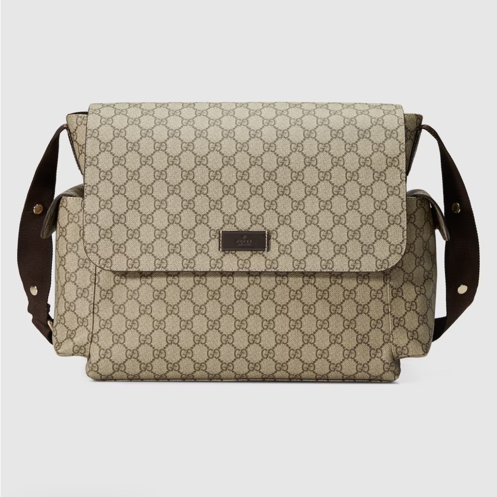 Gucci GG Supreme Large Diaper Bag w changing pad